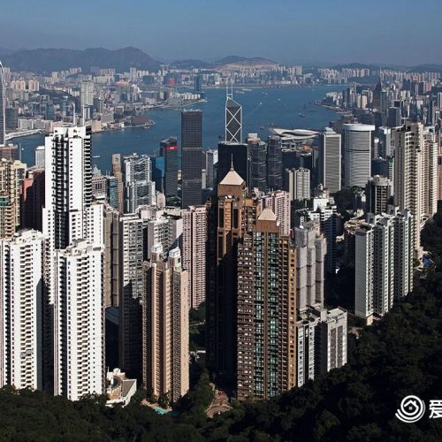香港楼价为何仍高踞不下