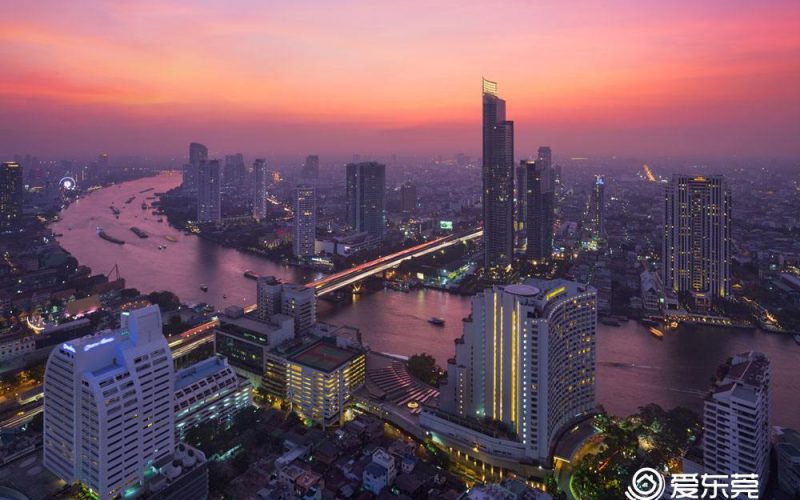 万科副总裁张纪文：未来10年中国房地产只有两条路